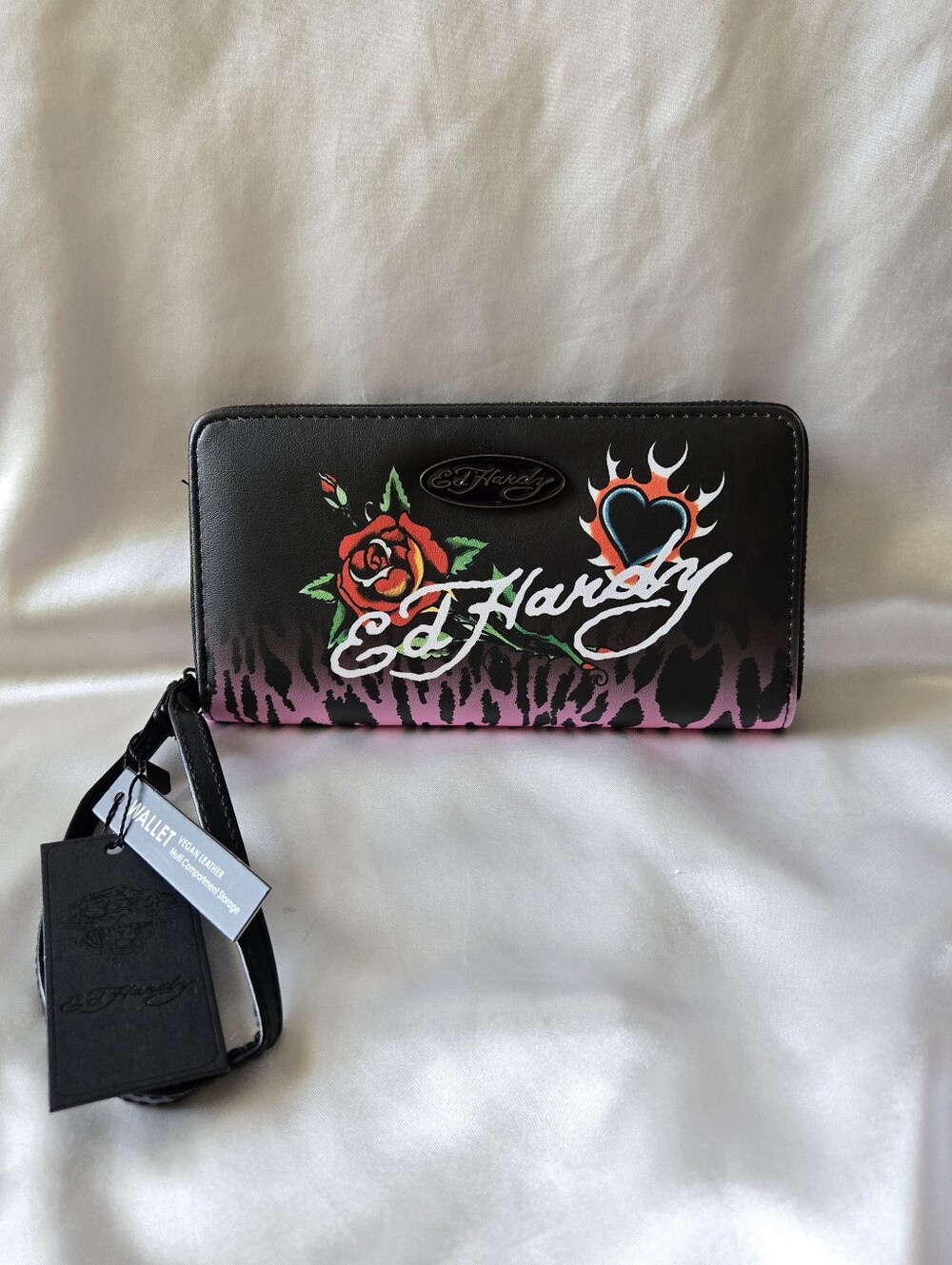 Ed Hardy Black Pink Ombre Rose Heart Zip Wallet